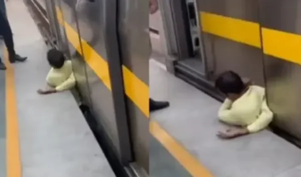 A person got stuck between the platform and the metro like this, your soul will tremble after watching the video!